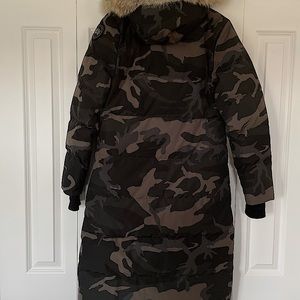 Canada Goose long parka Black Label camo size S